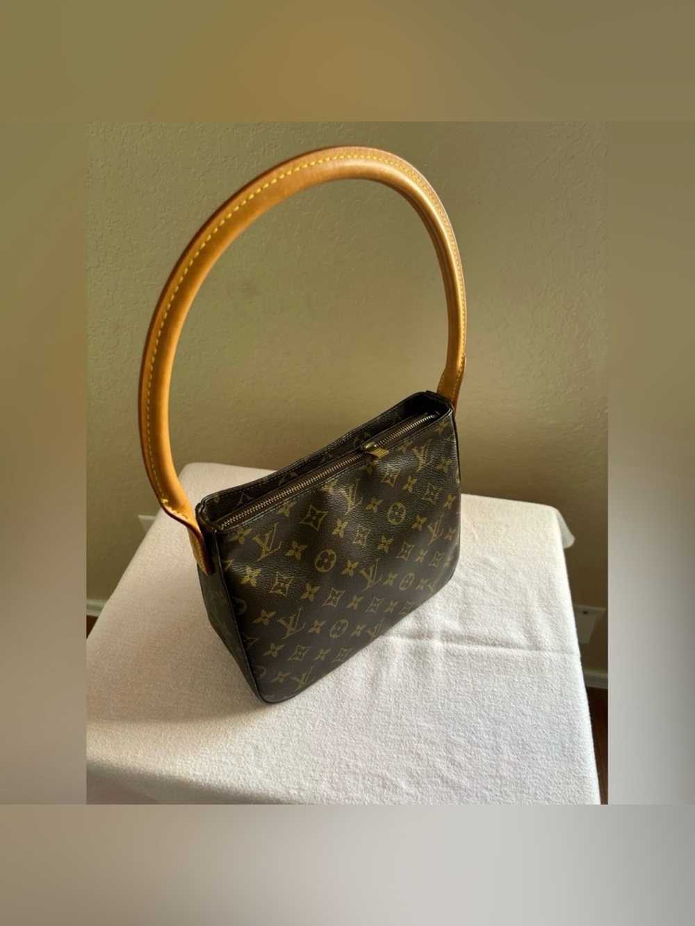 Louis Vuitton SD0023 Brown /
Monogram / Monogram
Shoulder Bag